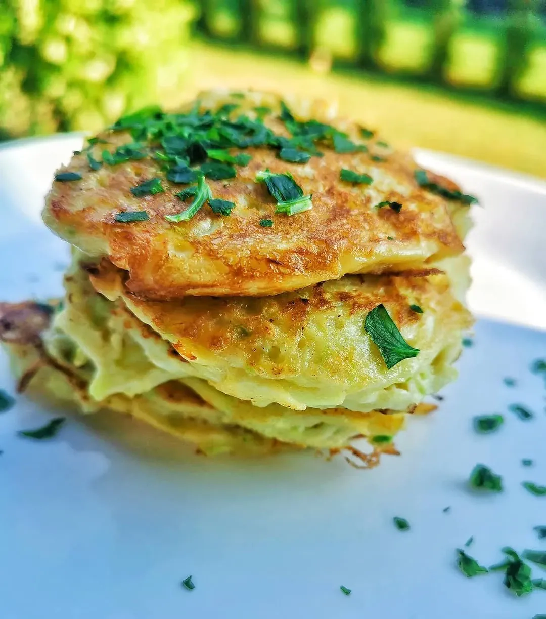Paprasti aguročių blynai, kepti keptuvėje