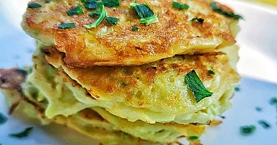 Paprasti aguročių blynai, kepti keptuvėje