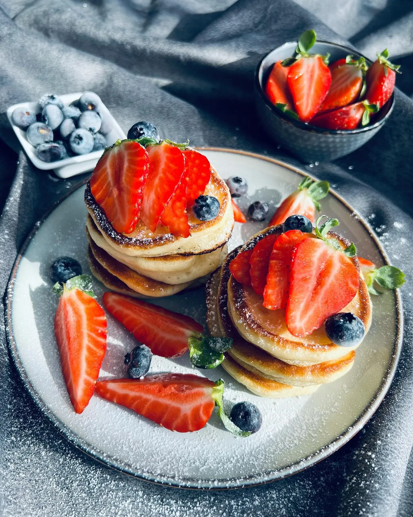 Saldūs blyneliai su rikotos sūriu