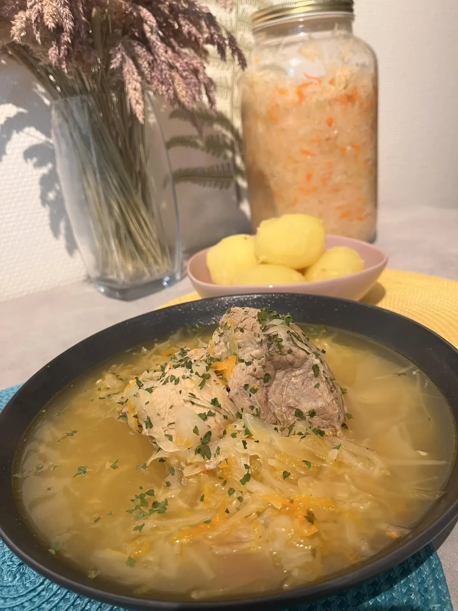 Raugintų kopūstų sriuba su šonine