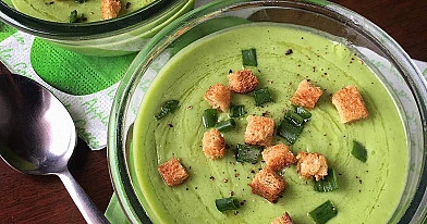 Simple hot cucumber soup with potatoes