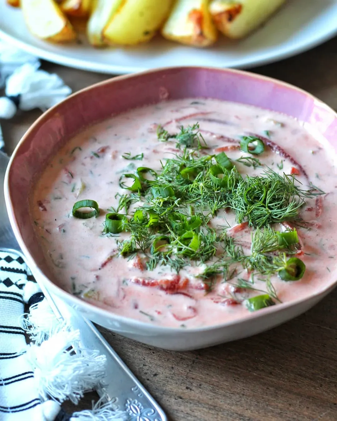 Lithuanian Saltibarsciai - Cold beet soup