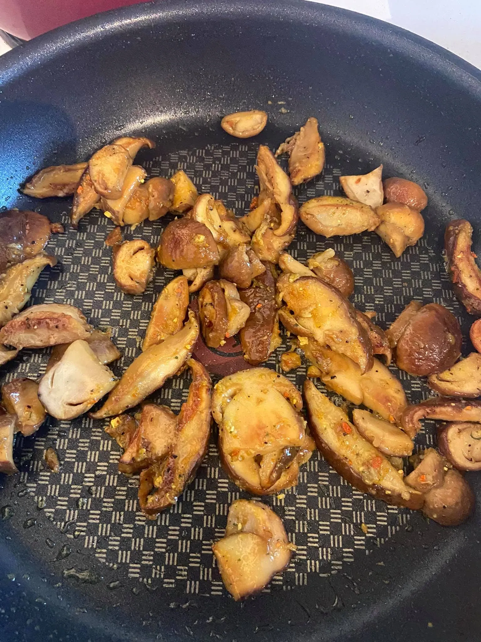 Makaronai su baravykais ir grietinėle