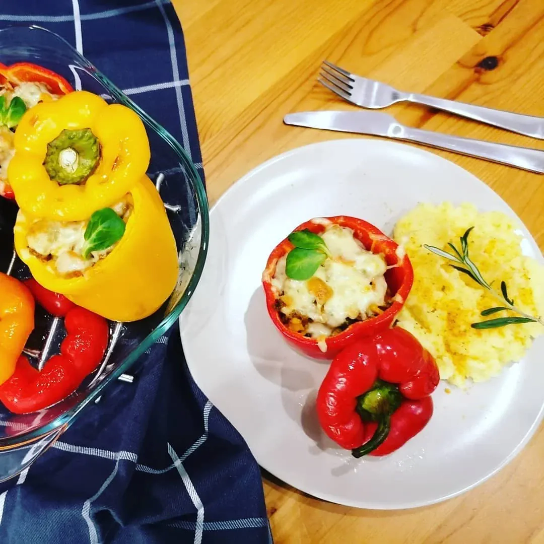 Beatos įdarytos paprikos su malta mėsa ir ryžiais