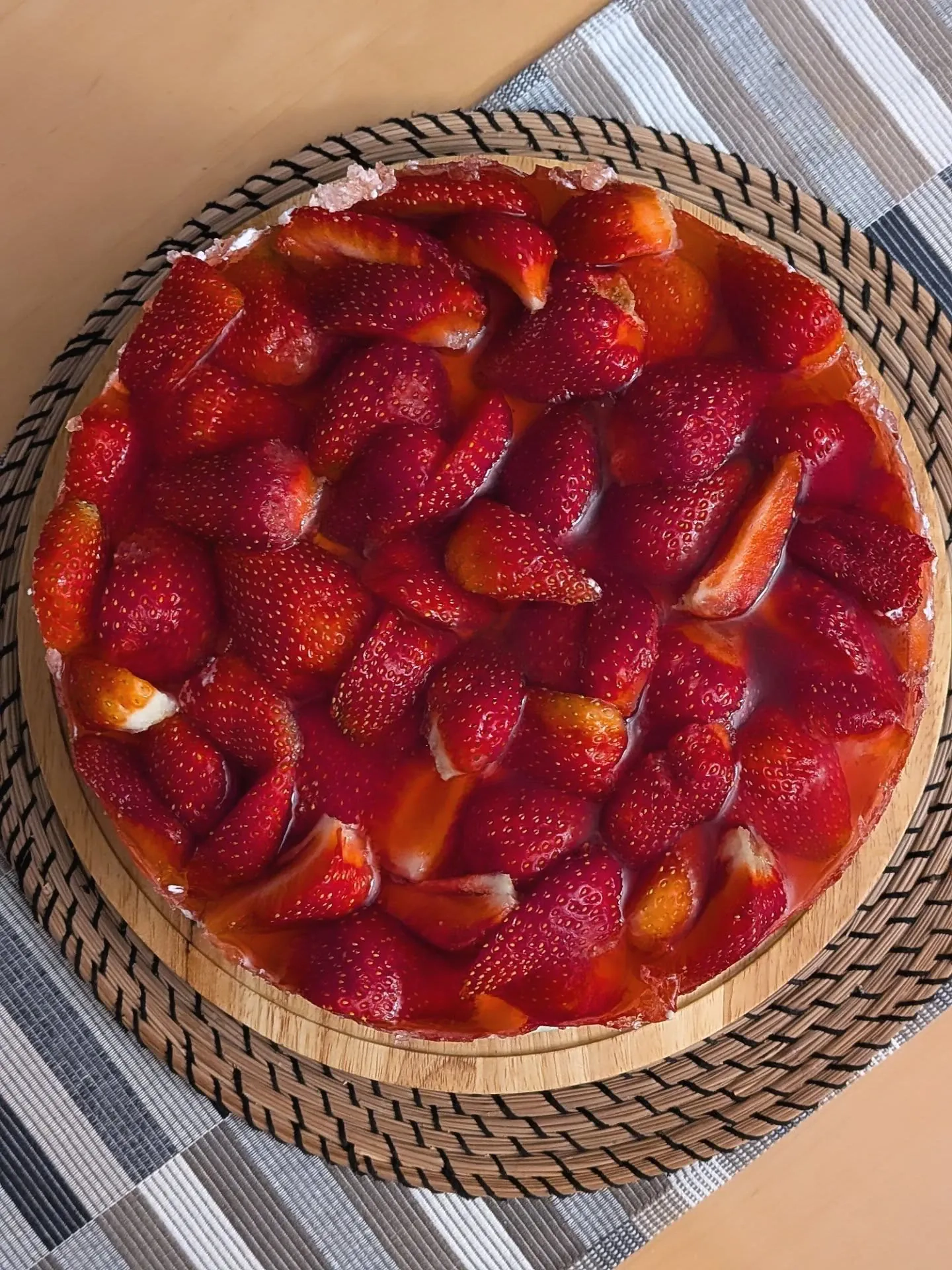 Sernik na zimno (na serkach homogenizowanych)