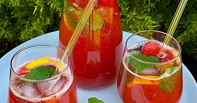 Lemoniada truskawkowo - rabarbarowa 🍹