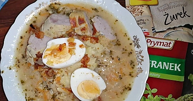 Żurek domowy na gotowym zakwasie z białą kiełbasą i jajkiem