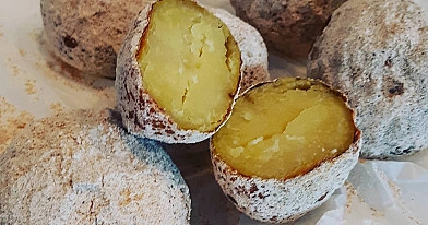 Pieczone ziemniaki jak z ogniska w mące i przyprawach