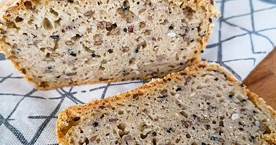 Zdrowy, bezglutenowy chleb z ziarnami z airfryer 🍞