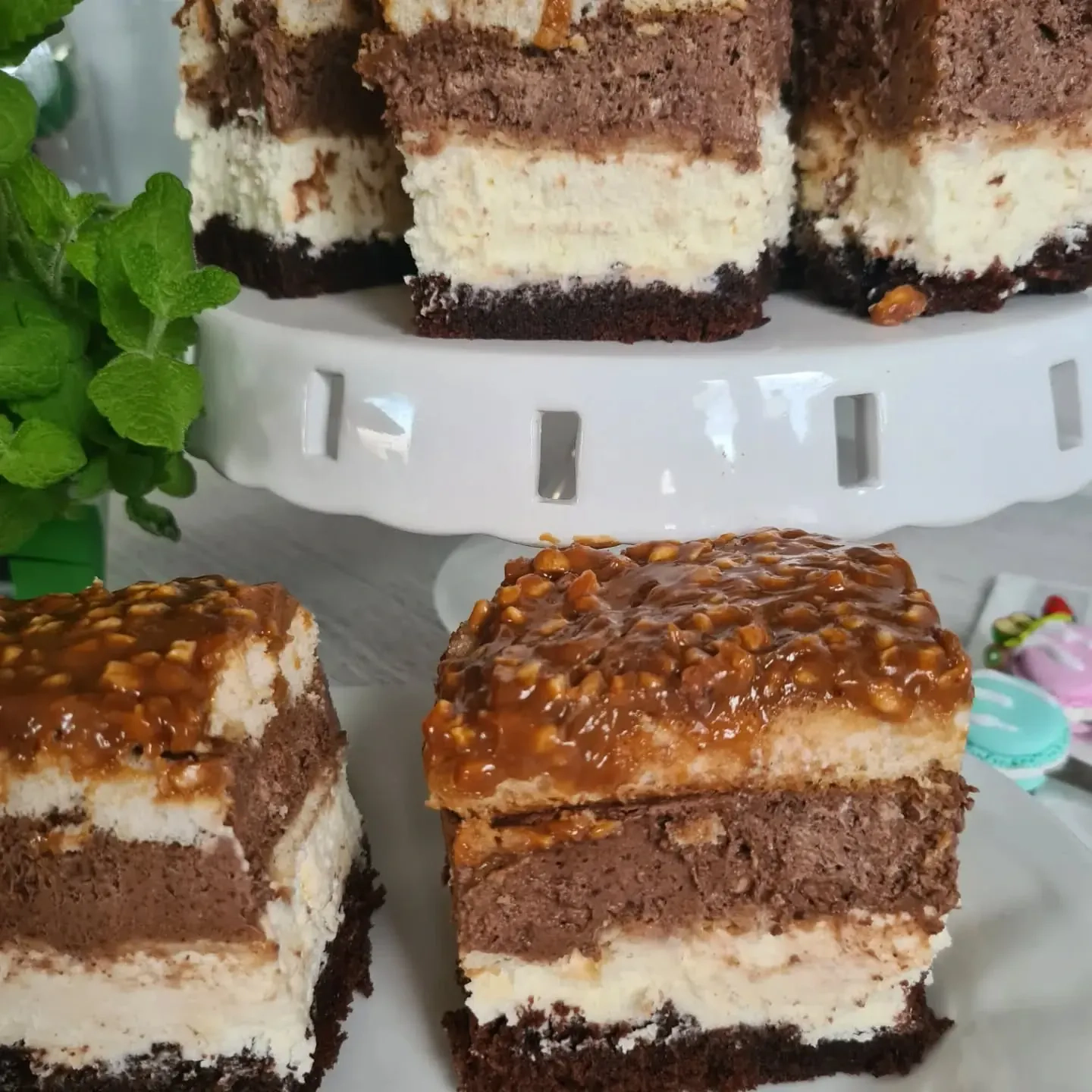 Ciasto z kajmakiem, czekoladą i mascarpone Ciasto z kajmakiem, czekoladą i mascarpone