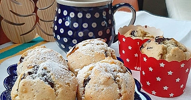 Muffinki waniliowe z jabłkami i gorzką czekoladą