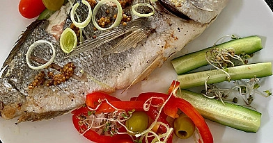 Kepta dorada karšto oro gruzdintuvėje