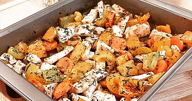 Pieczone warzywa z ziołami – kolorowy dodatek do obiadu lub samodzielne danie