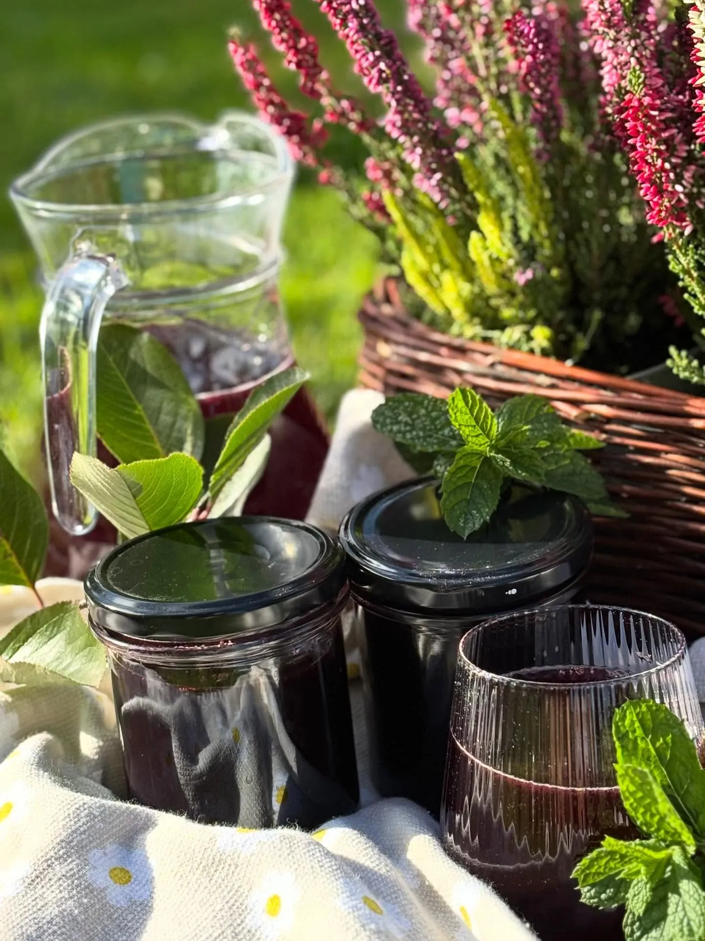 Domowy sok z aronii bez goryczki na zimę