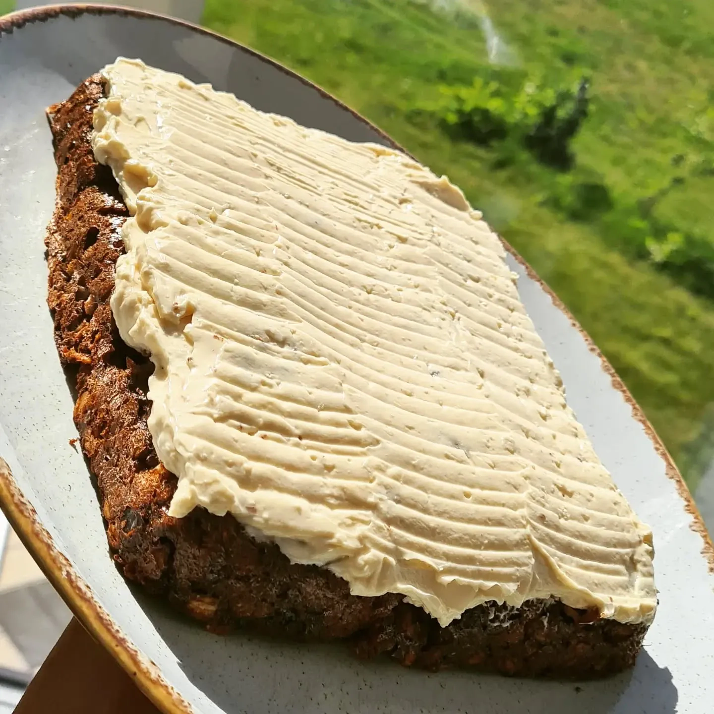 Kabača un musli kūka ar krēmsieru – veselīga un garda kūka bez miltiem