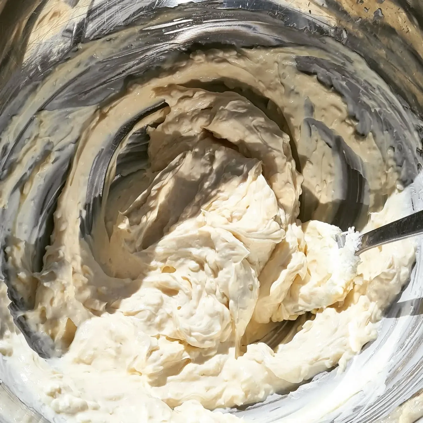 Kabača un musli kūka ar krēmsieru – veselīga un garda kūka bez miltiem