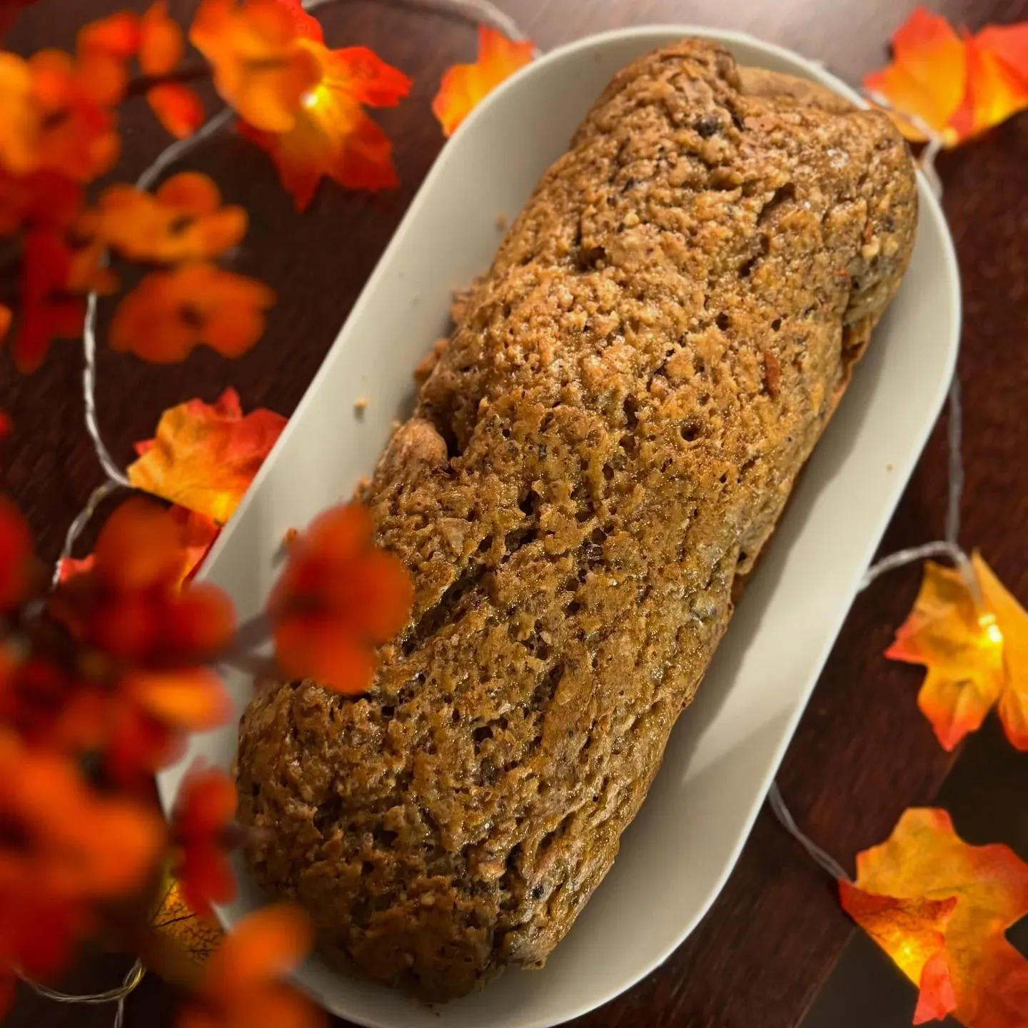 Wilgotny chlebek bananowy z orzechami i czekoladą Wilgotny chlebek bananowy z orzechami i czekoladą