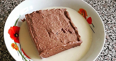 Kakao krēms ar dzērveņu ķīseli