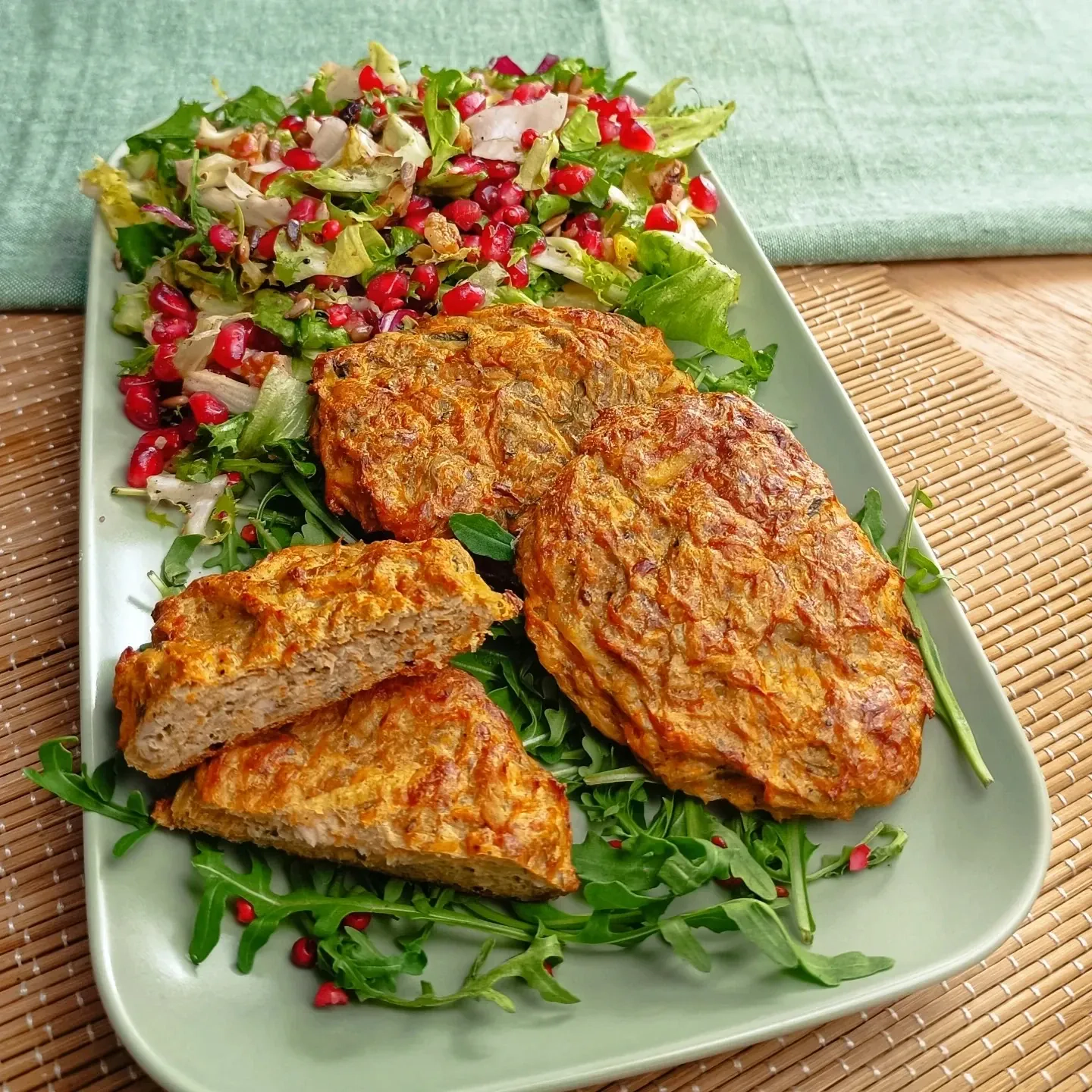 Fit placki z kurczaka i warzyw pieczone w piekarniku