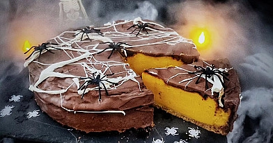 FIT sernik dyniowy na kruchym spodzie – idealny deser na Halloween i jesienne wieczory 🎃