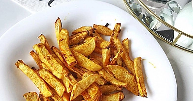 Fit frytki z selera pieczone w piekarniku – zdrowa alternatywa dla ziemniaków