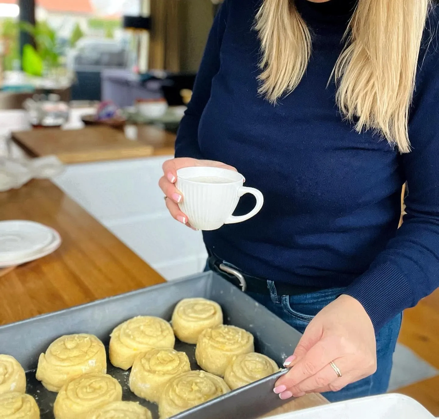 Cytrynowe bułeczki drożdżowe z lukrem cytrynowym