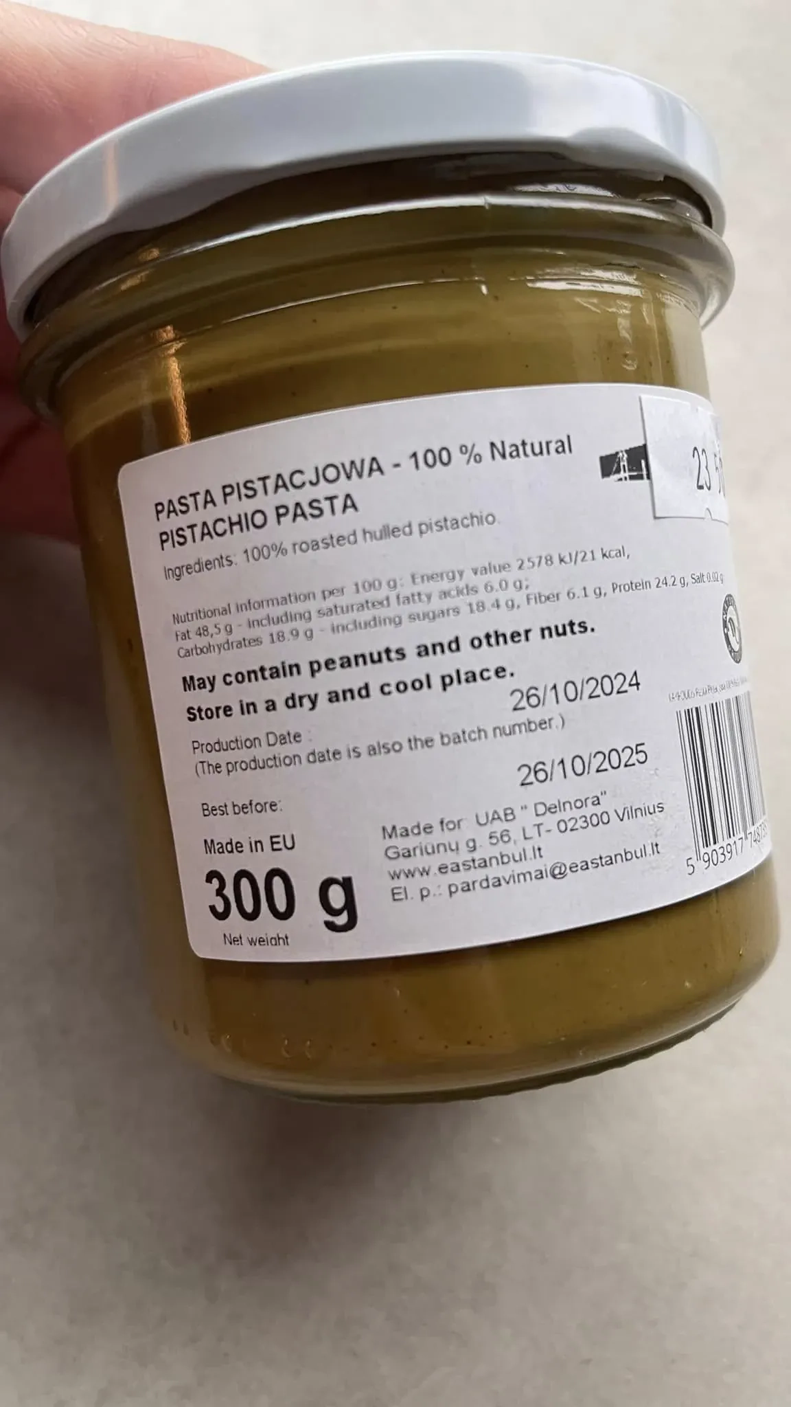 Dubajaus šokoladas su kataifi tešla, pistacijų įdaru ir baltu šokoladu