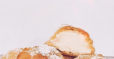 Eklerai su sviestiniu kremu