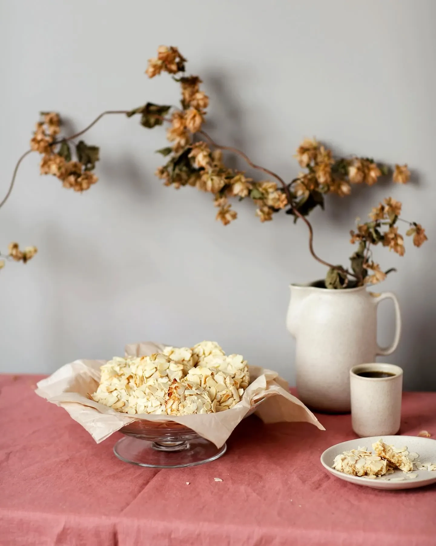 Migdolų miltų sausainiai - išorėje traškūs, viduje drėgni