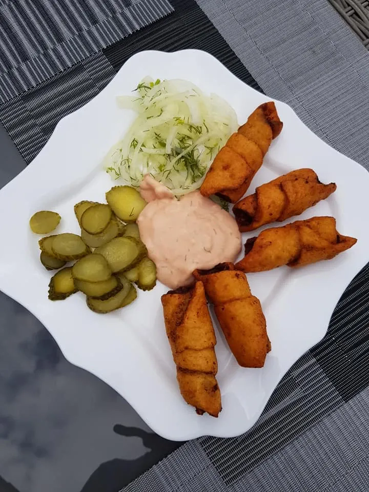 Čičinsko kepsnys iš kiaulienos faršo - bulvių apvalkale