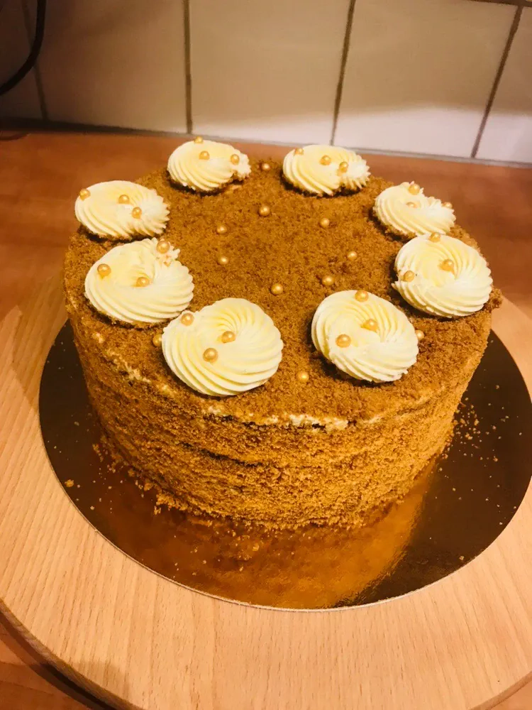 Biskvitinis medaus tortas - geriausias receptas