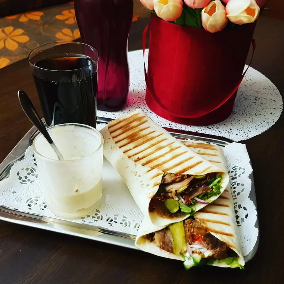 Jurgos kebabai arba skaniausias naminis "kebabas" su smulkinta vištiena