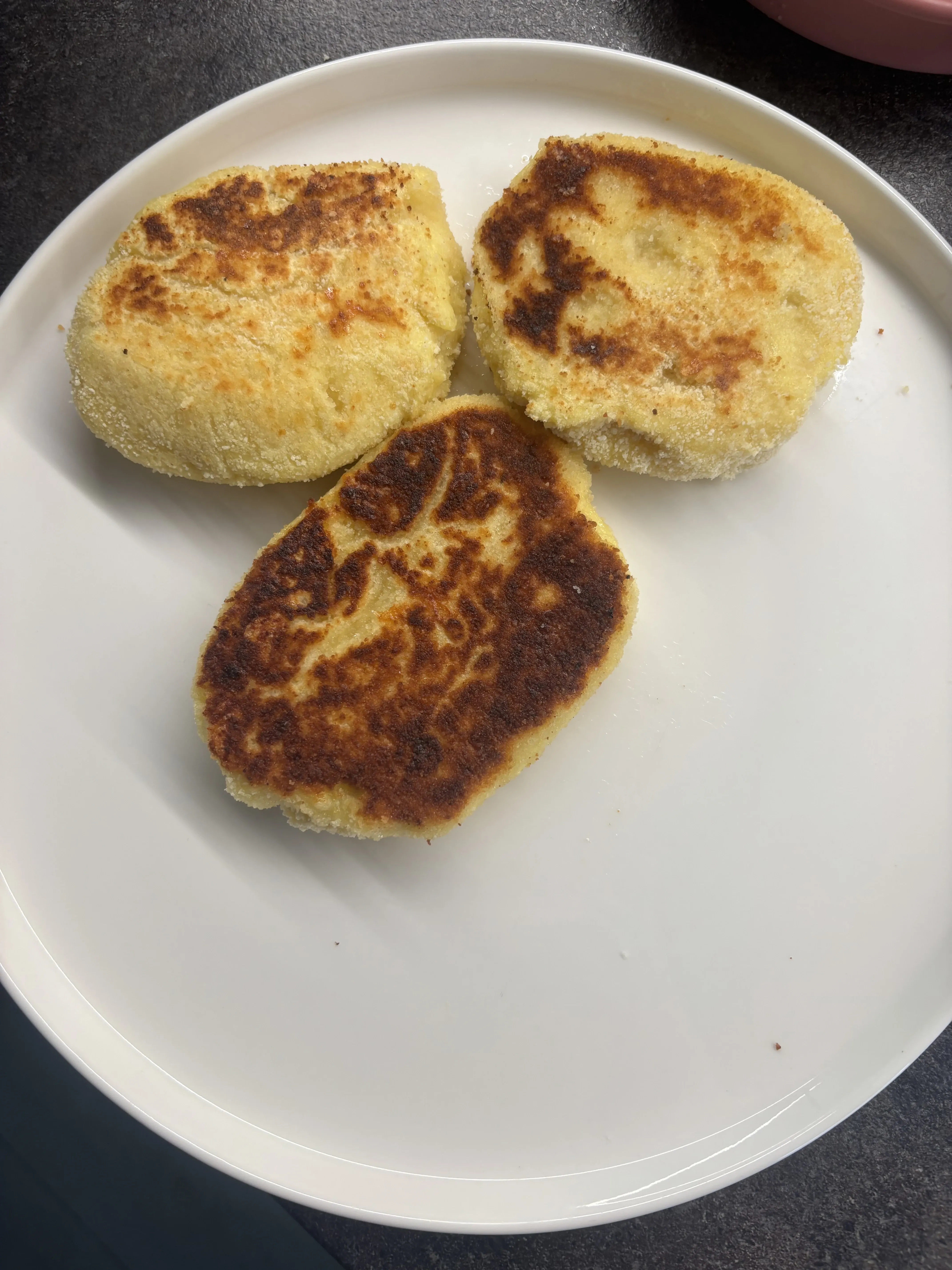 Virtų bulvių ir varškės blyneliai