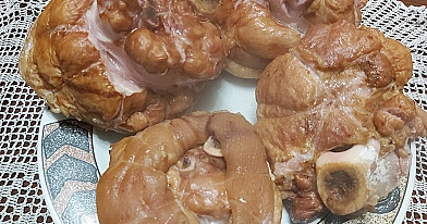 Greitpuodyje virta rūkyta kiaulienos karka