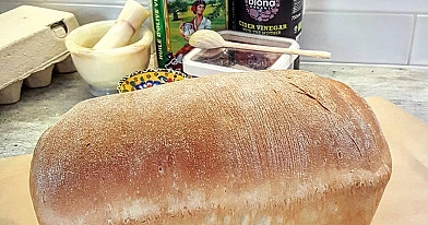 Amerikietiška sumuštinių duona su sausomis mielėmis