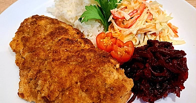 Klasikinis kiaulienos karbonadas su džiūvėsėliais