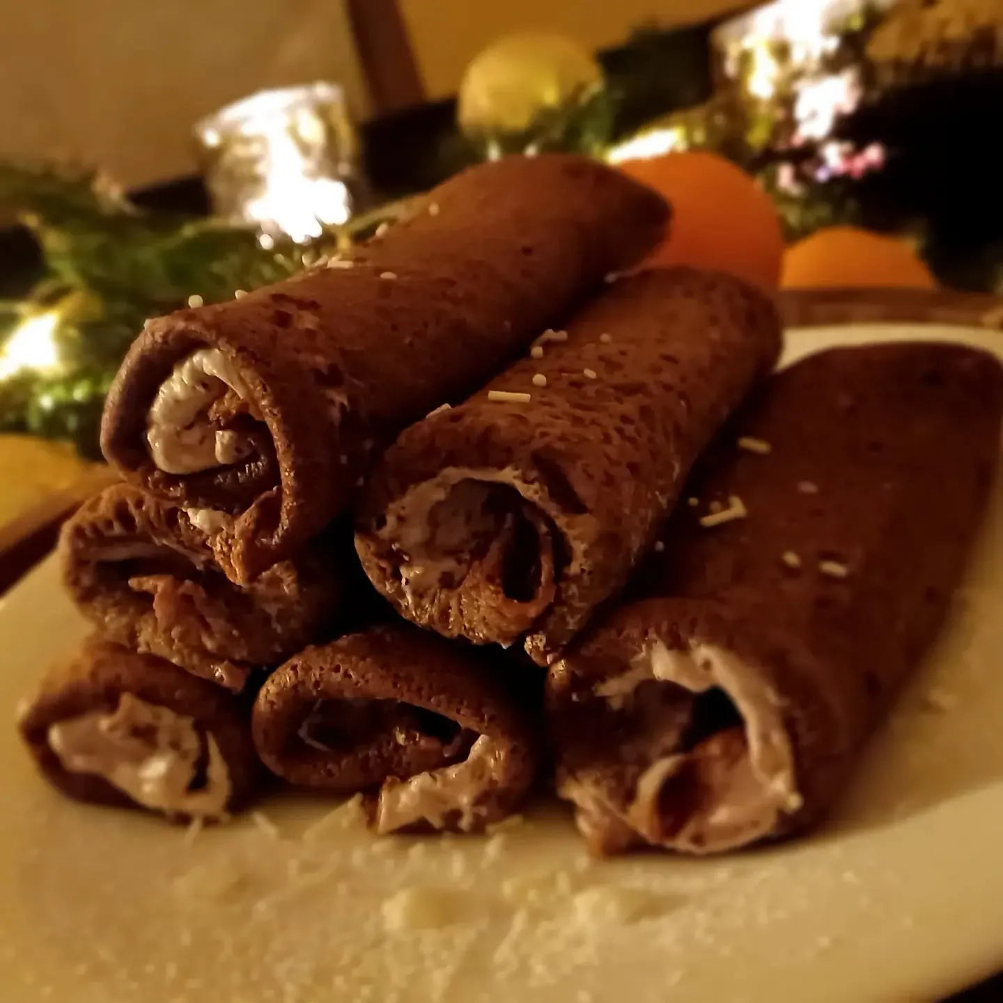 Naleśniki piernikowe z aromatycznym kremem jagodowym