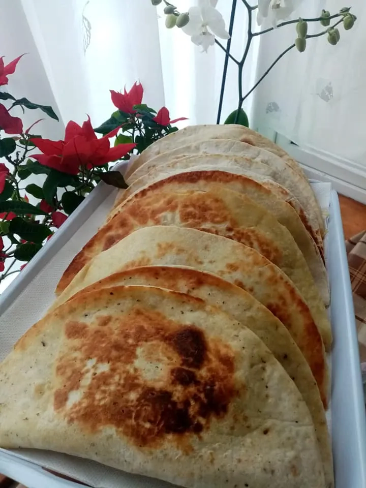 Naminiai tinginių čeburekai kitaip - iš tortilijų su mėsa