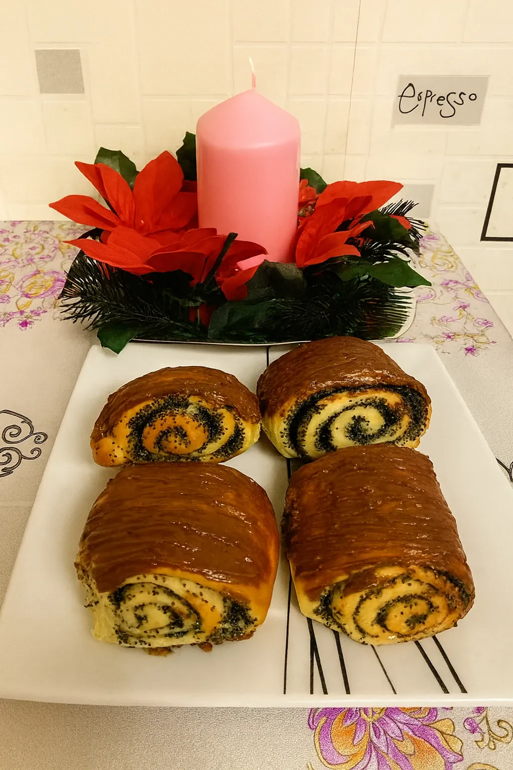 Bandelės su aguonomis ir šokolado glajumi 😋