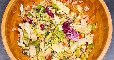 Krāsainie sakņu salāti ikdienai un veselīgam uzturam