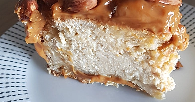 Varškės pyragas su karamele