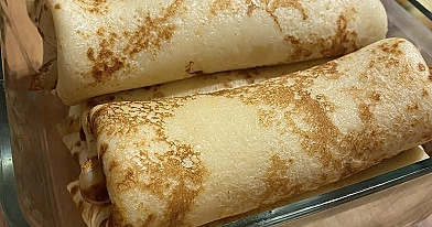 Lietiniai blyneliai su alumi ir grietine