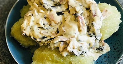 Greiti tinginių cepelinai iš varškės, be bulvių, su mėsa