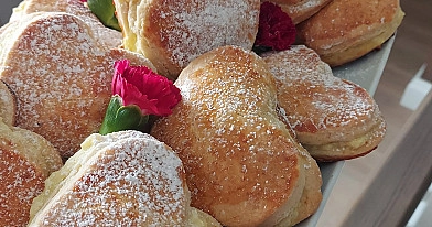 Sausainiai "Grietiniečiai" su varške ir razinomis