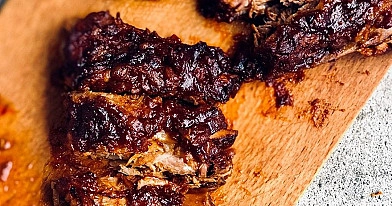 Orkaitėje kepti šonkauliukai su medaus glazūra