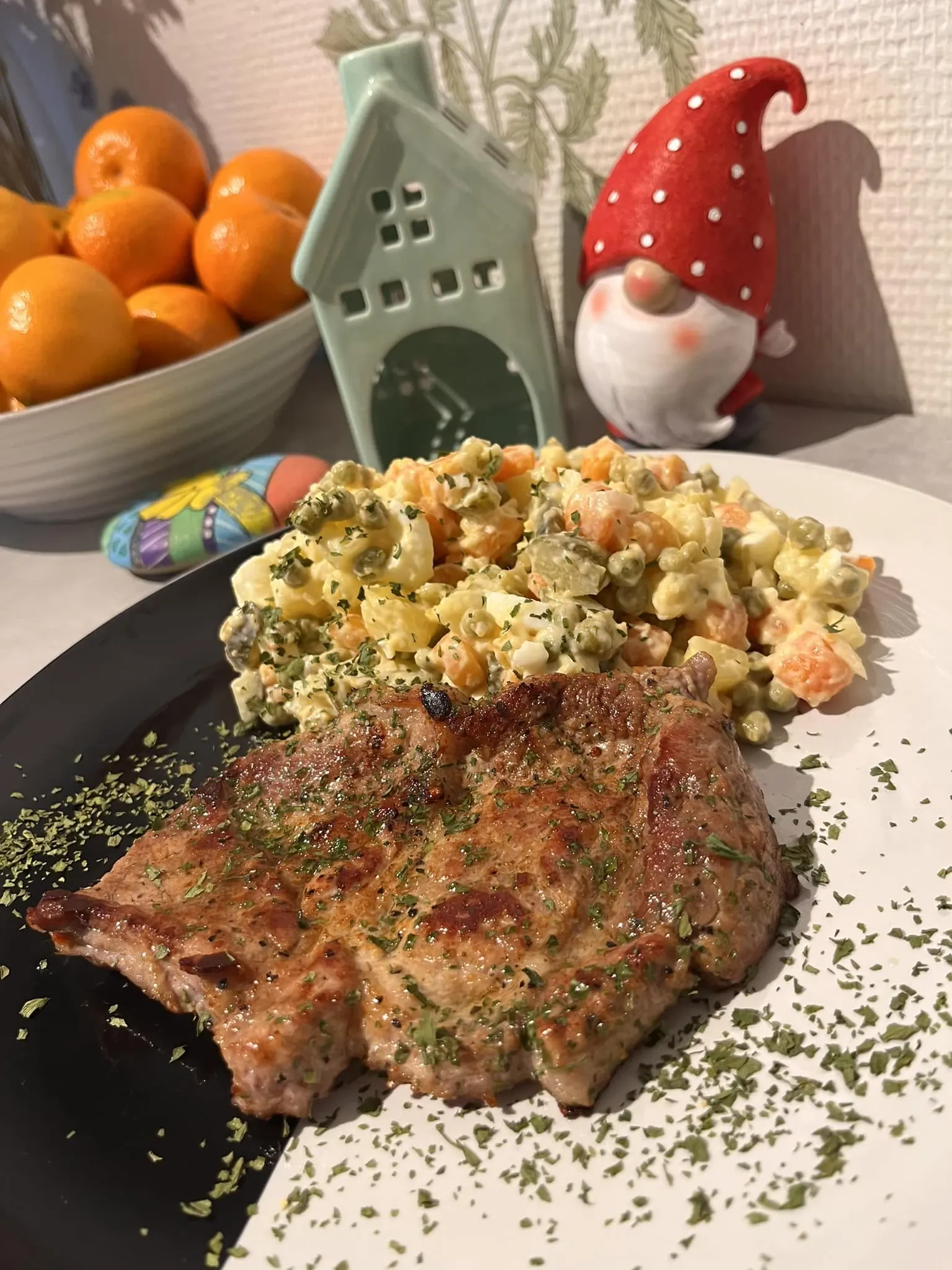 Kiaulienos sprandinės steikas keptas keptuvėje