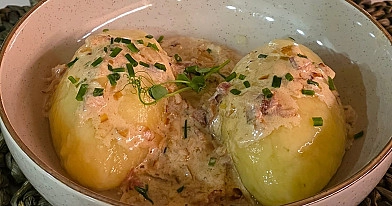 Virtų bulvių cepelinai su vištienos kepenėlėmis