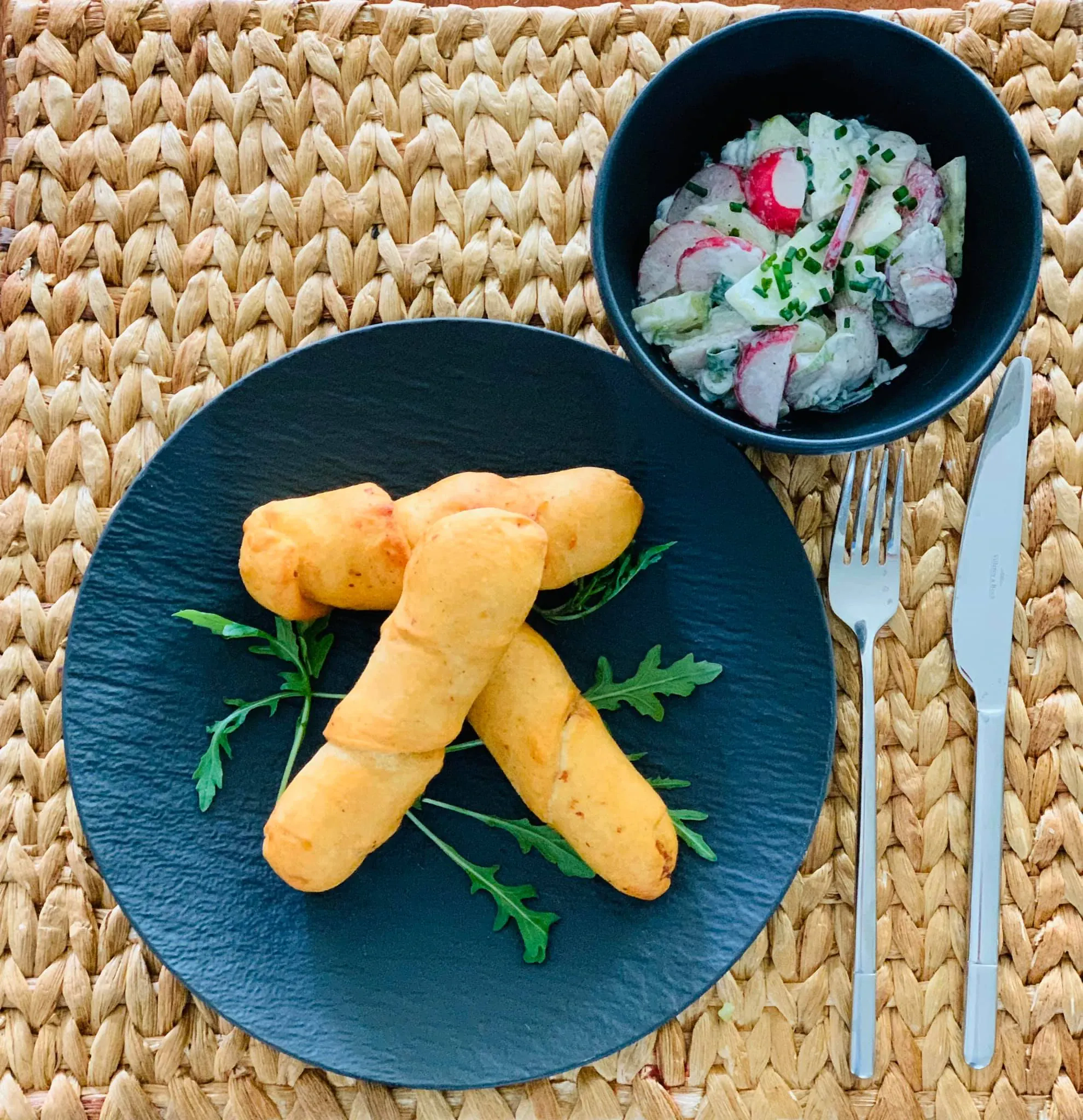 Čičinsko kepsnys su varške ir faršu