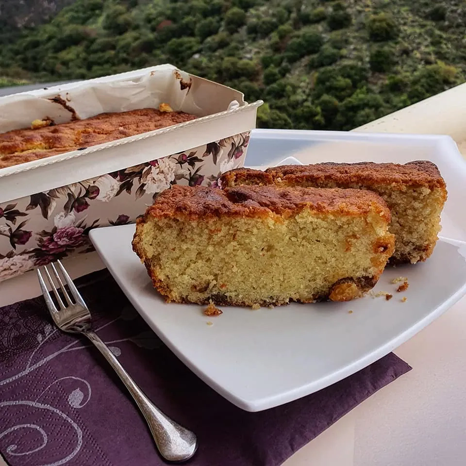 Lengvas, greitas ir paprastas varškės pyragas su razinomis