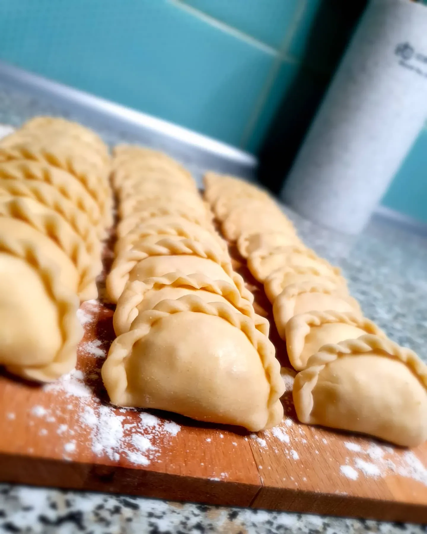 Naminiai koldūnai su varške ir mėtomis